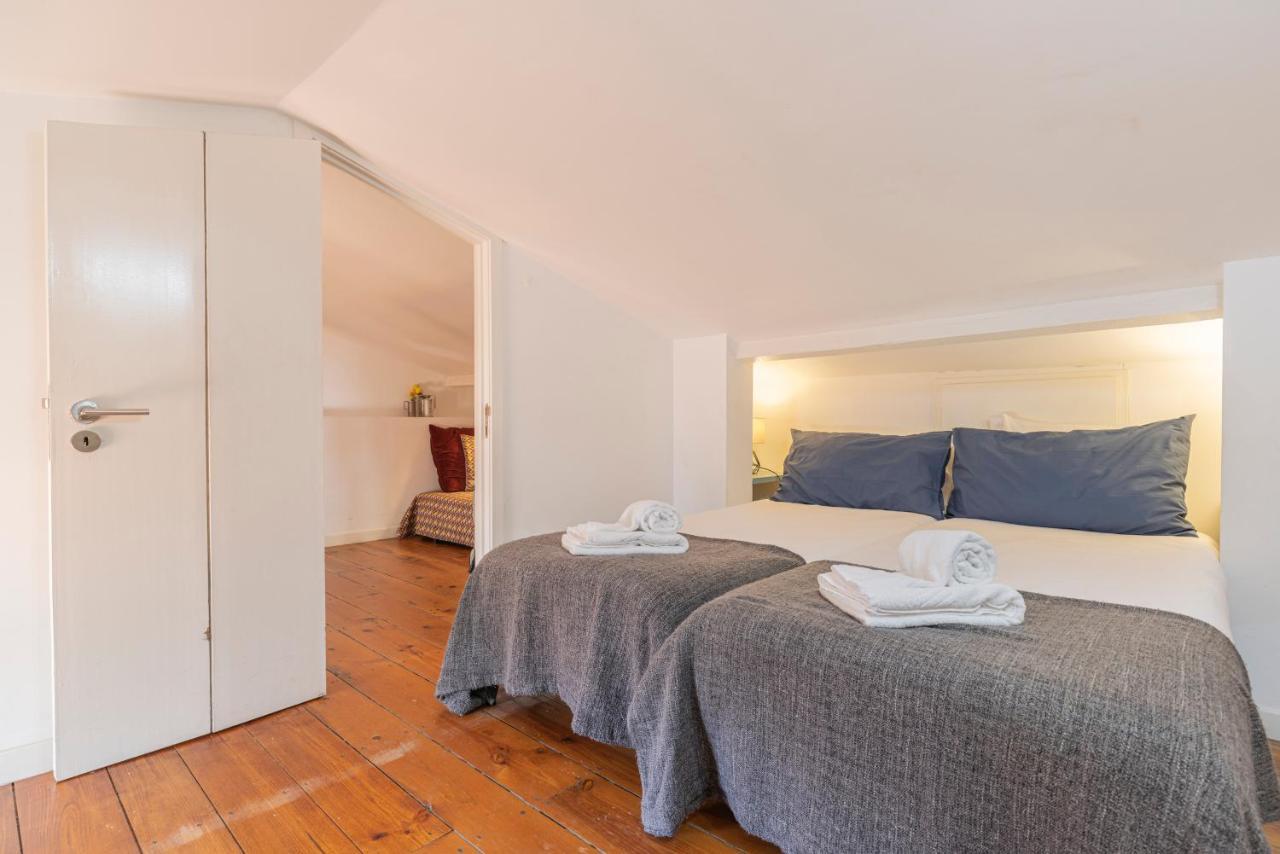 Lejlighed Alfama 2bdr Duplex W/ Balcony By Lovelystay