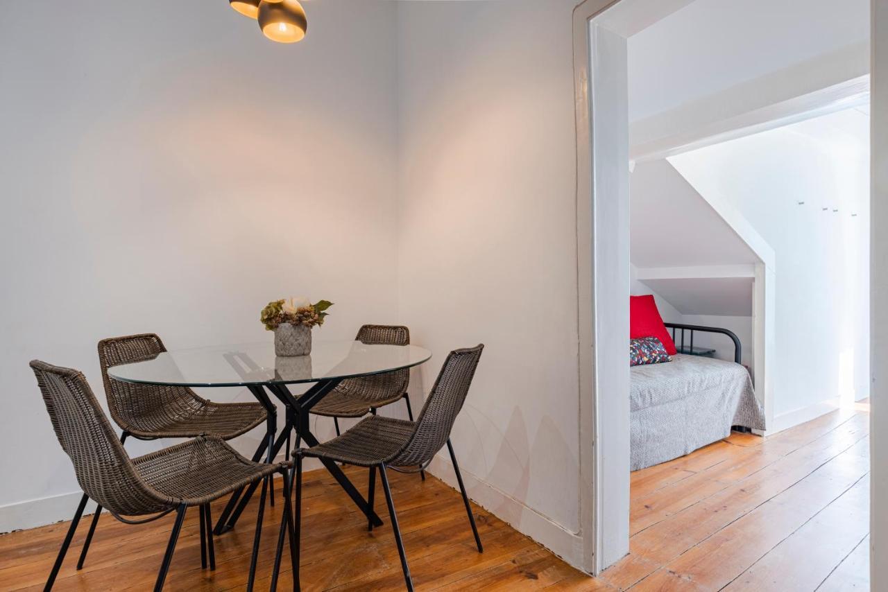 Lejlighed Alfama 2bdr Duplex W/ Balcony By Lovelystay