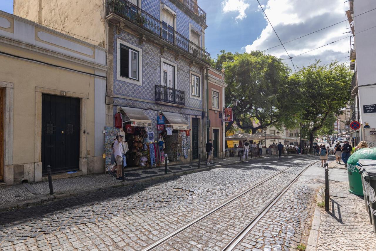 Lejlighed Alfama 2bdr Duplex W/ Balcony By Lovelystay Lisboa