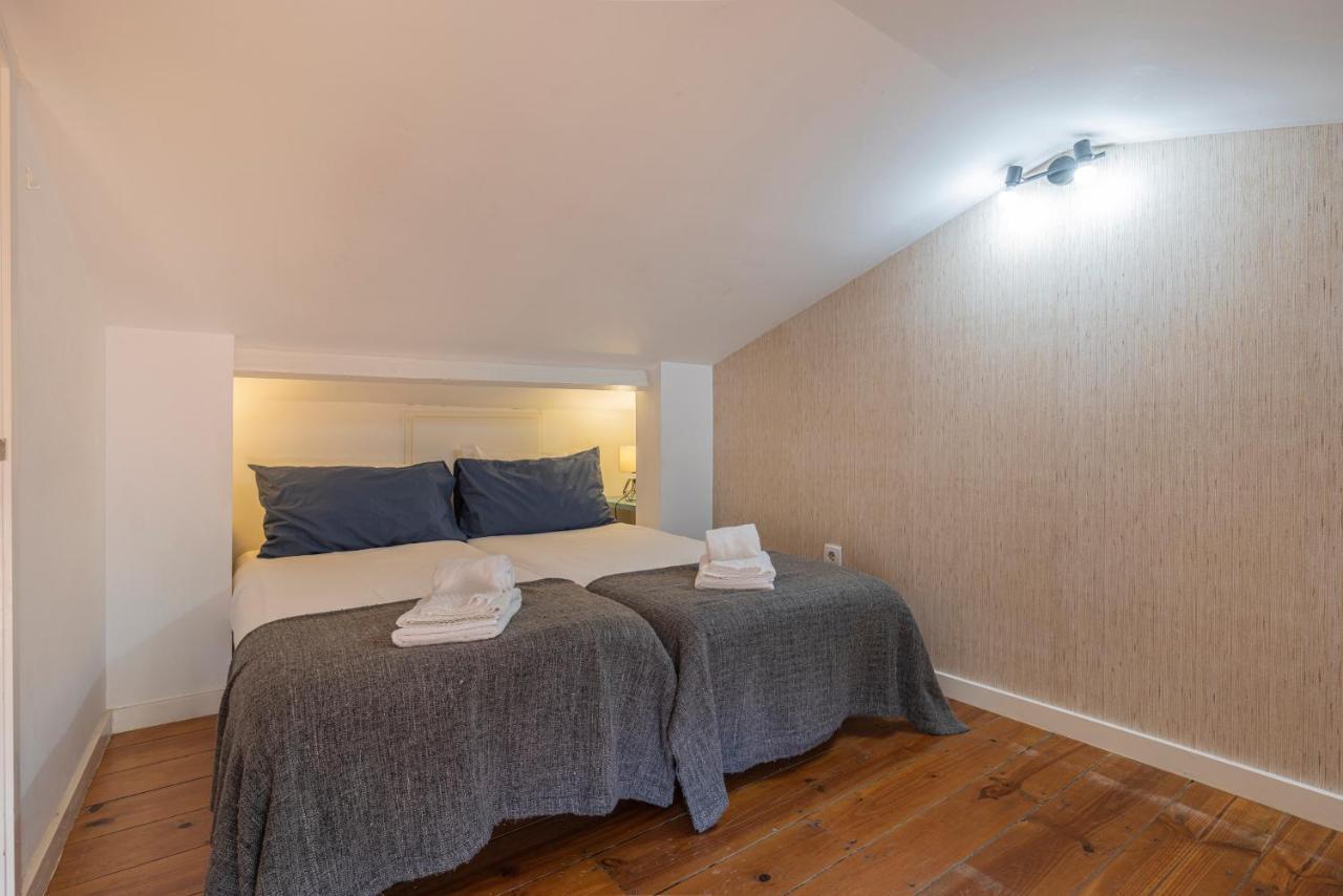 Lejlighed Alfama 2bdr Duplex W/ Balcony By Lovelystay Lisboa